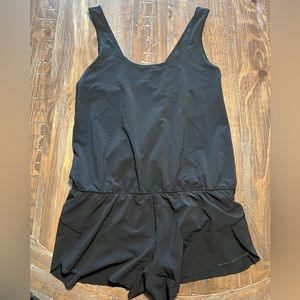 Lululemon open back women’s jumpsuit. Black. Size 10.